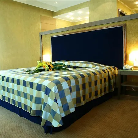 Hotel Riviera House Kyiv