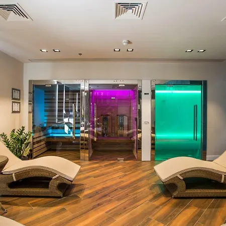 Hotel Riviera House