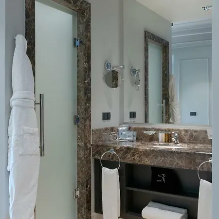 Riviera House Hotel Kyiv